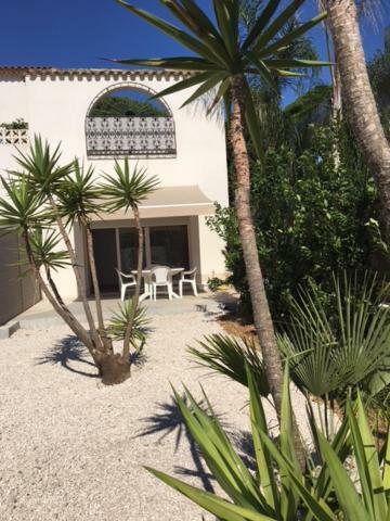 Appartements Les Pesquiers Hyeres Plage מראה חיצוני תמונה